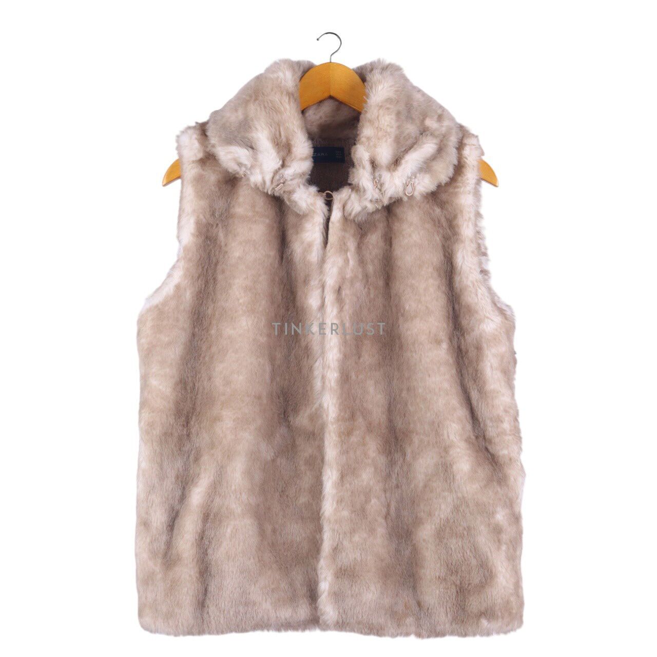 Fur sales vest zara